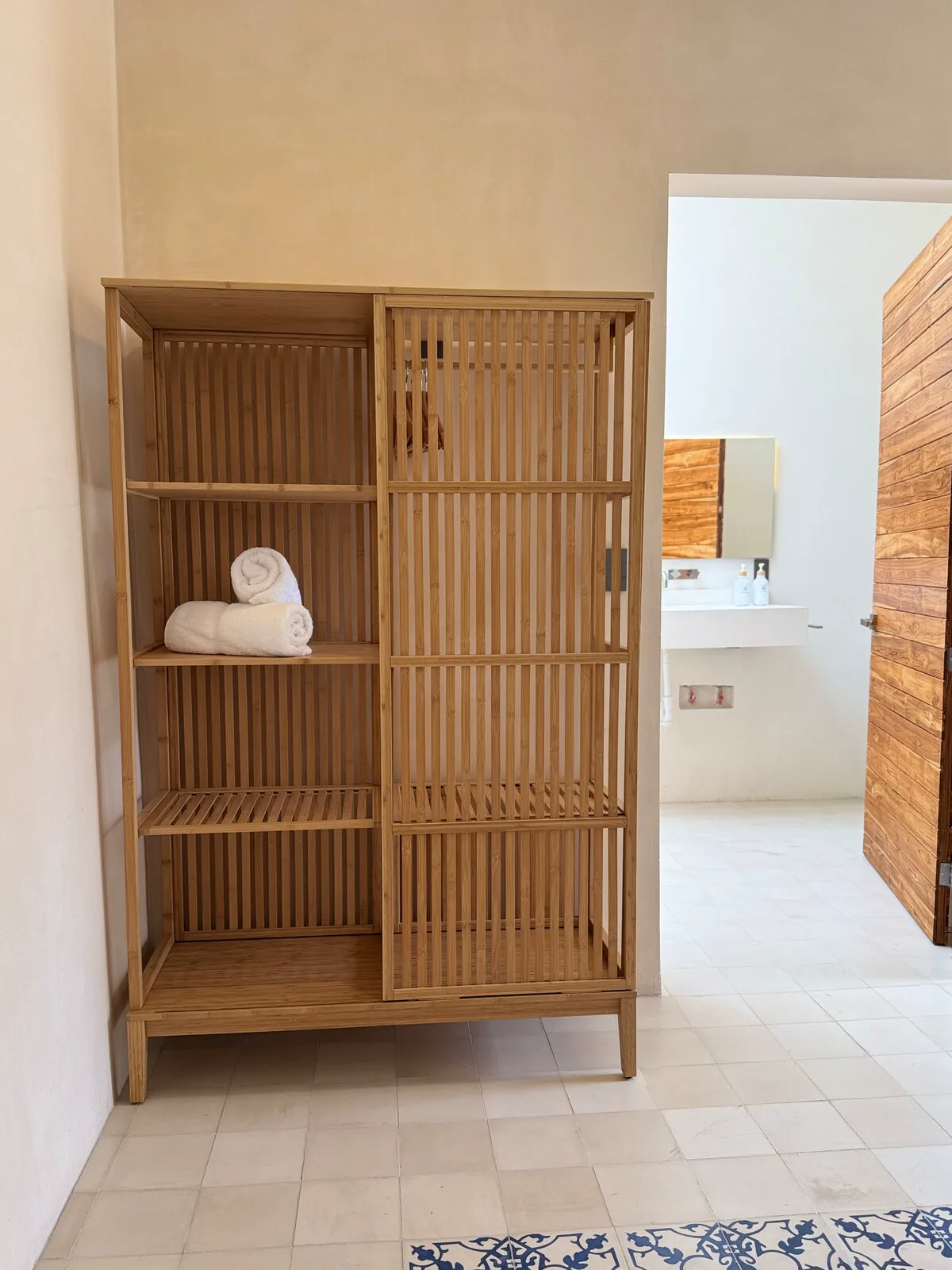 Casa Kaban · Centro Gastronómico y La Plancha 14