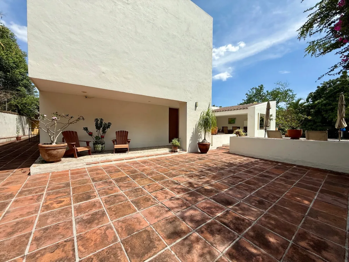 Casa las Berthas · Estilo Contemporáneo 60
