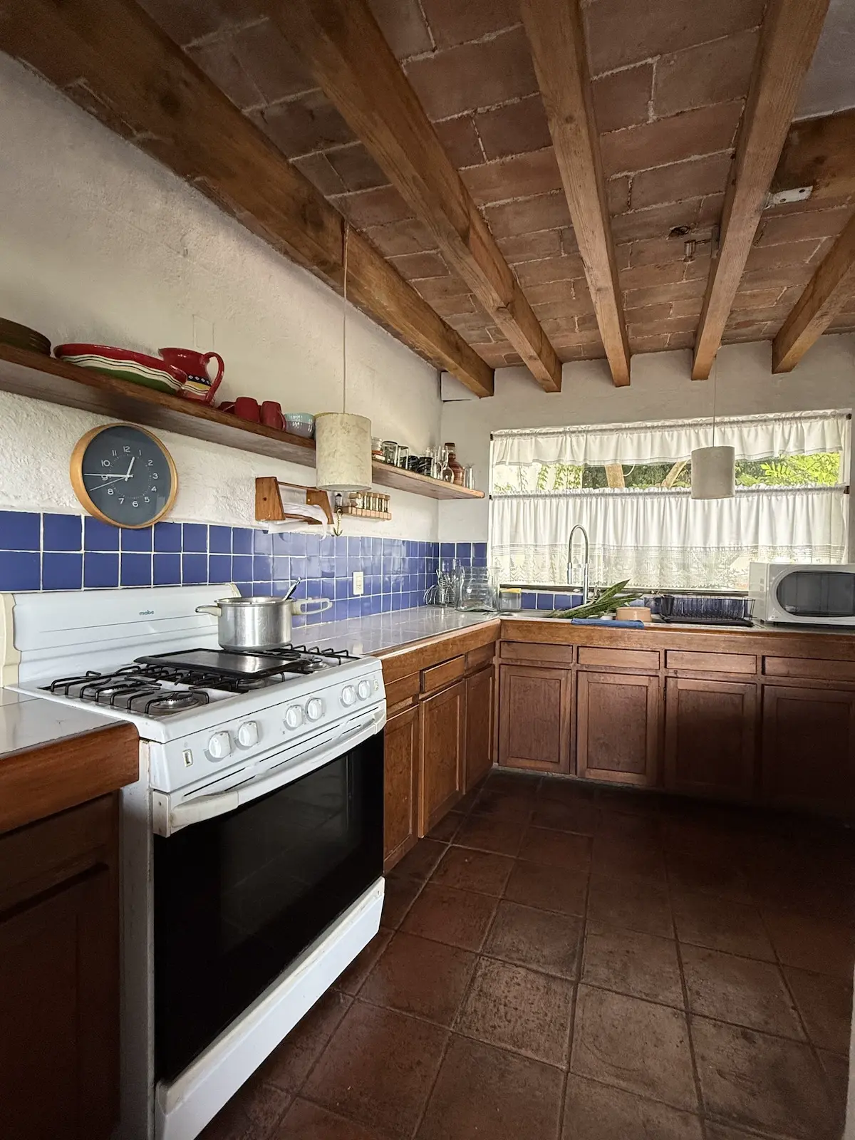 Vista al lago, terraza y chimenea · Casa vallesana 8