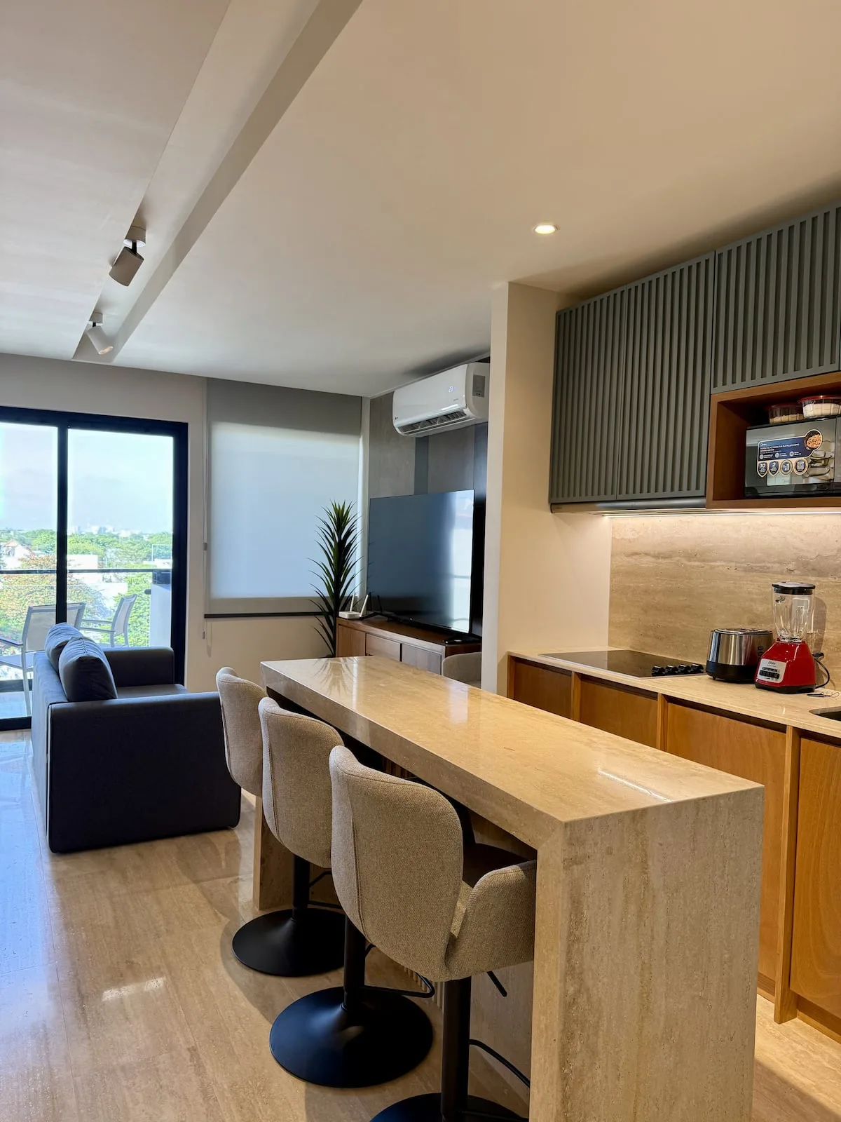 Depa en Centro de Playa del Carmen · Alberca y Gym 7
