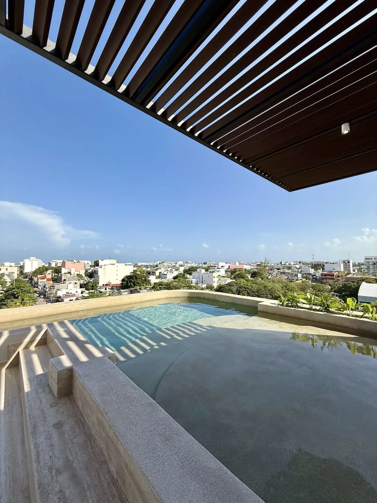 Depa en Centro de Playa del Carmen · Alberca y Gym 22