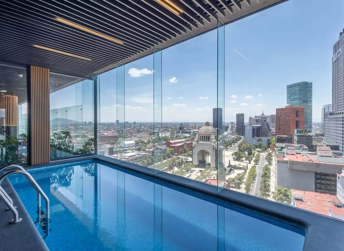Loft Moderno en Reforma · Alberca, Gym y Jacuzzi 22