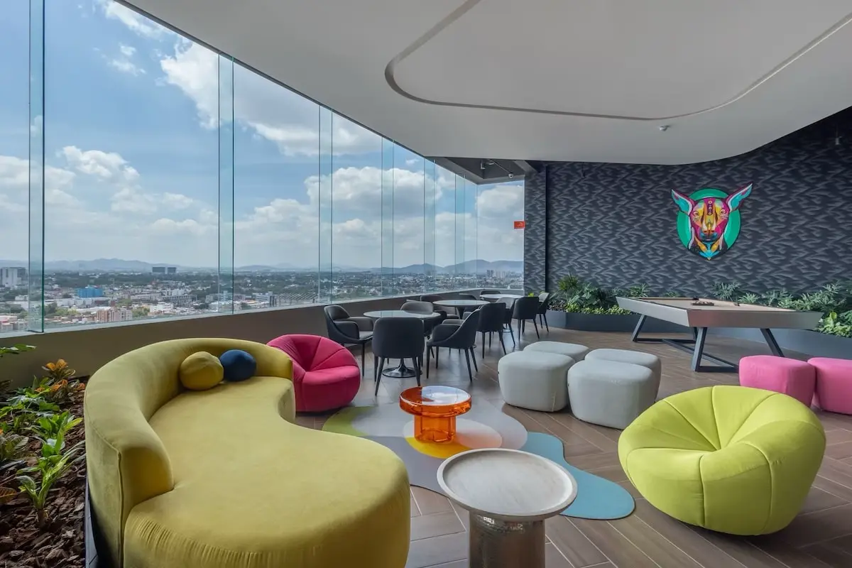 Loft Moderno en Reforma · Alberca, Gym y Jacuzzi 23