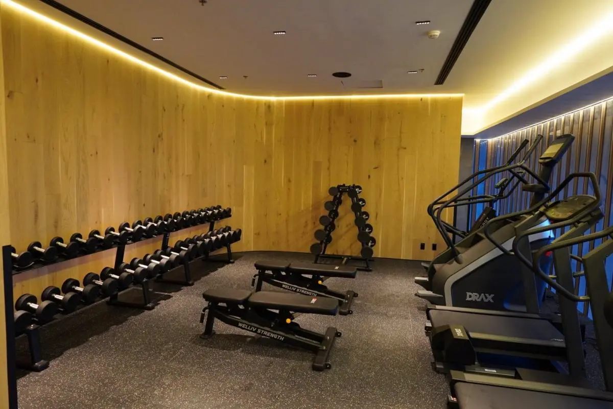 Loft Moderno en Reforma · Spa, Alberca y Gimnasio 6