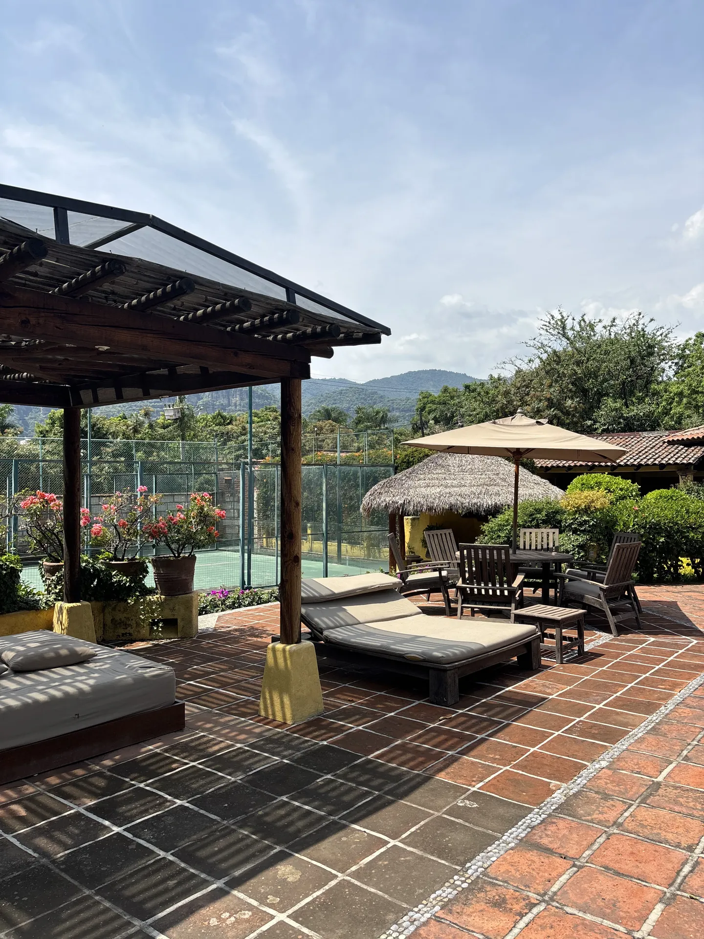 Tu Paraíso Privado con Alberca y Cancha de Pádel 5