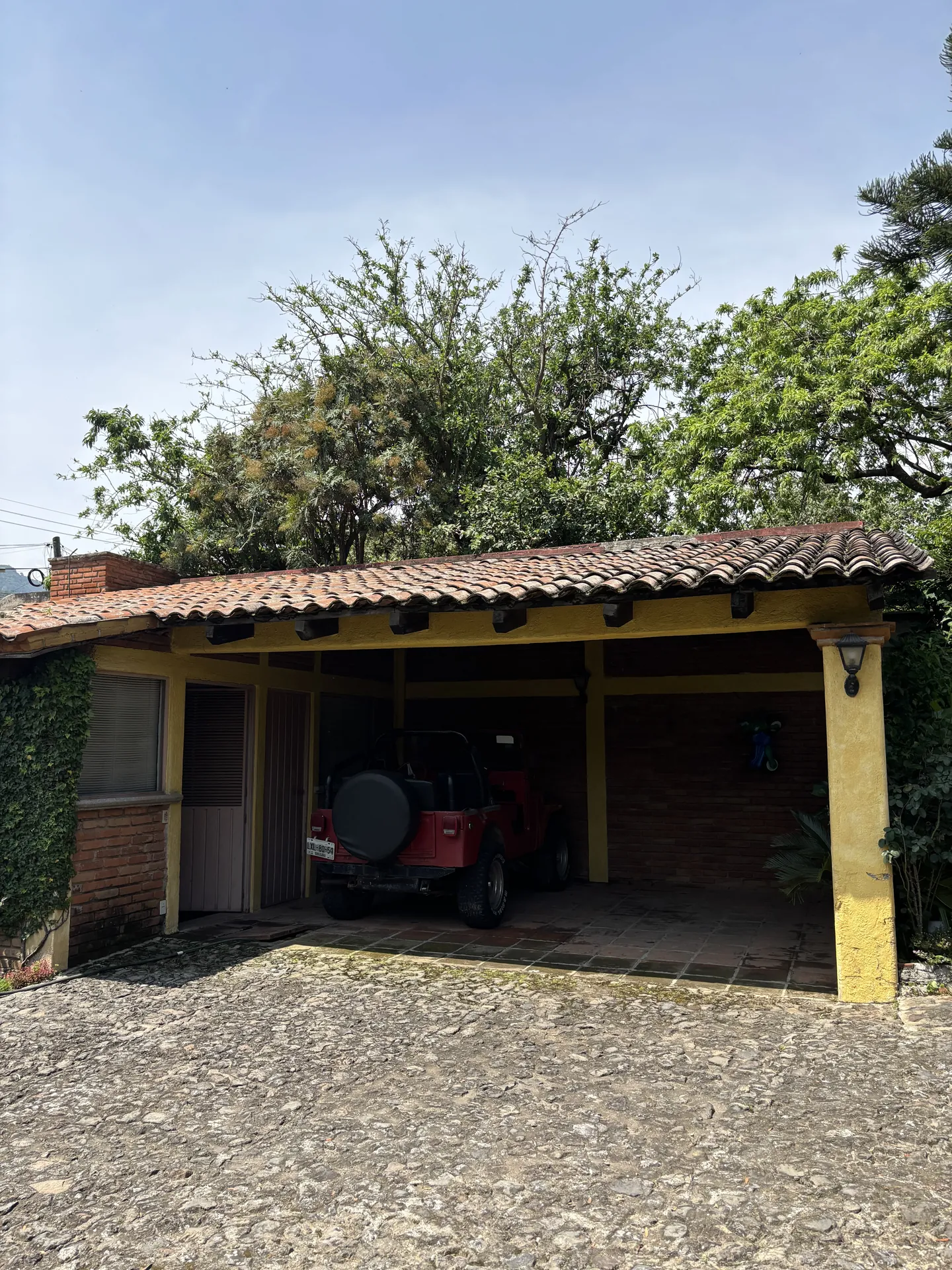 Tu Paraíso Privado con Alberca y Cancha de Pádel 36