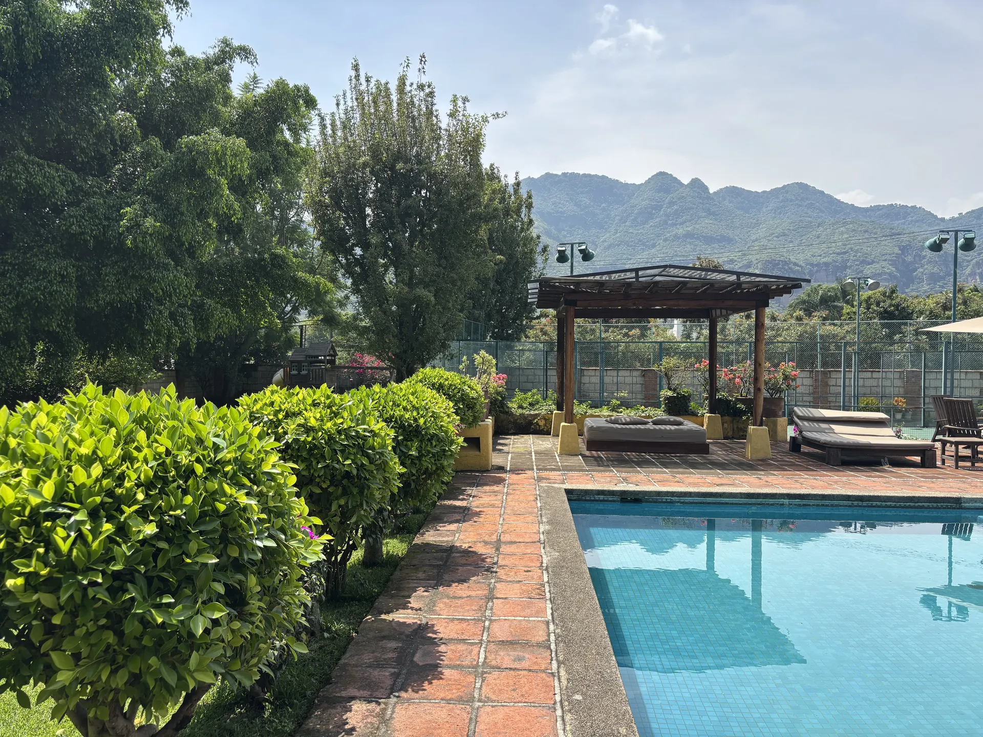 Tu Paraíso Privado con Alberca y Cancha de Pádel 38