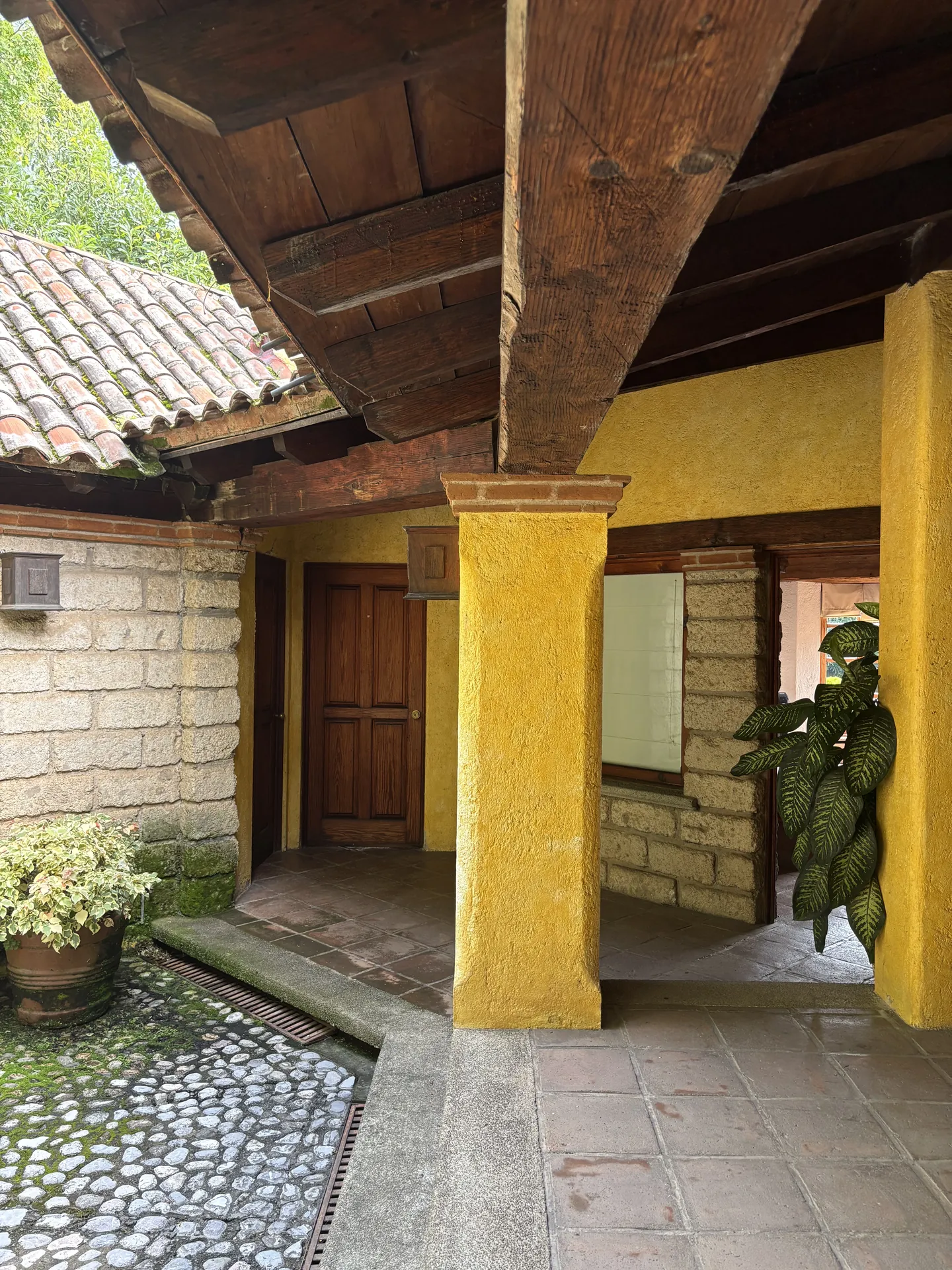 Tu Paraíso Privado con Alberca y Cancha de Pádel 45