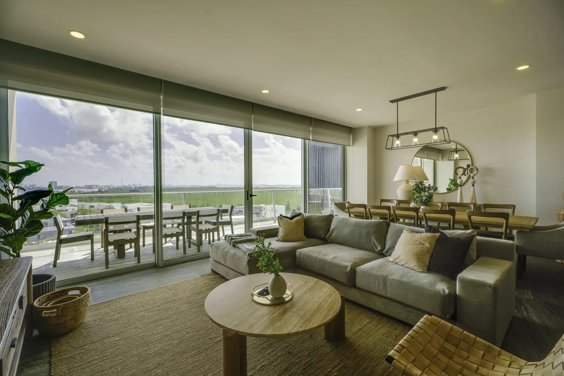 Penthouse de Lujo Frente al Mar Caribe — RIVA Puerto Cancún 9