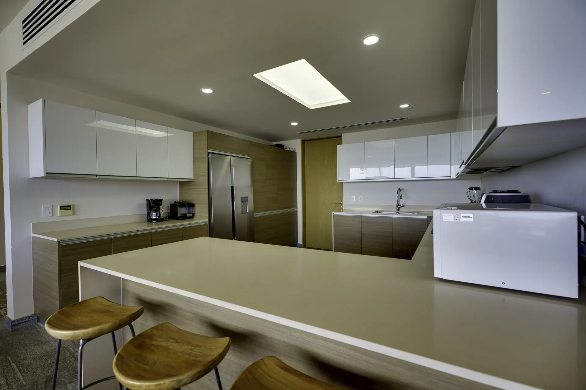 Penthouse de Lujo Frente al Mar Caribe — RIVA Puerto Cancún 19