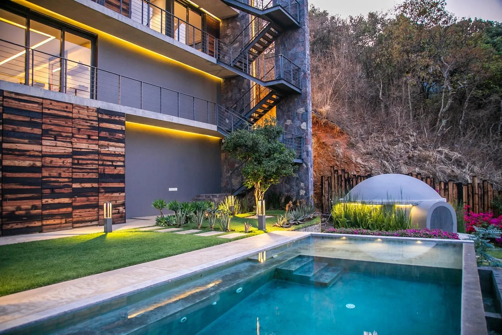 Exclusiva Casa en El Santuario, Vista al Lago 5