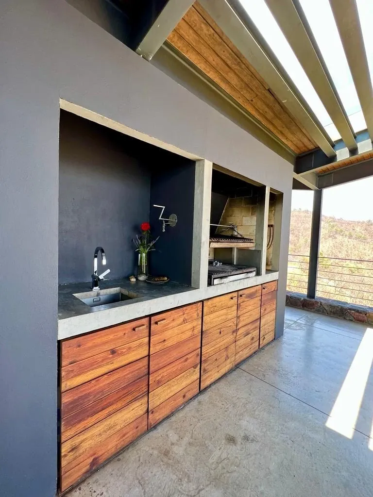 Exclusiva Casa en El Santuario, Vista al Lago 20